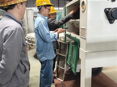 ಇಂಡೋನೇಷ್ಯಾದ ಗ್ರಾಹಕರು - ಸೈಟ್ ತಪಾಸಣೆ ಮತ್ತು ಸಹಕಾರಕ್ಕಾಗಿ ನಮ್ಮ ಕಾರ್ಖಾನೆಗೆ ಭೇಟಿ ನೀಡ...